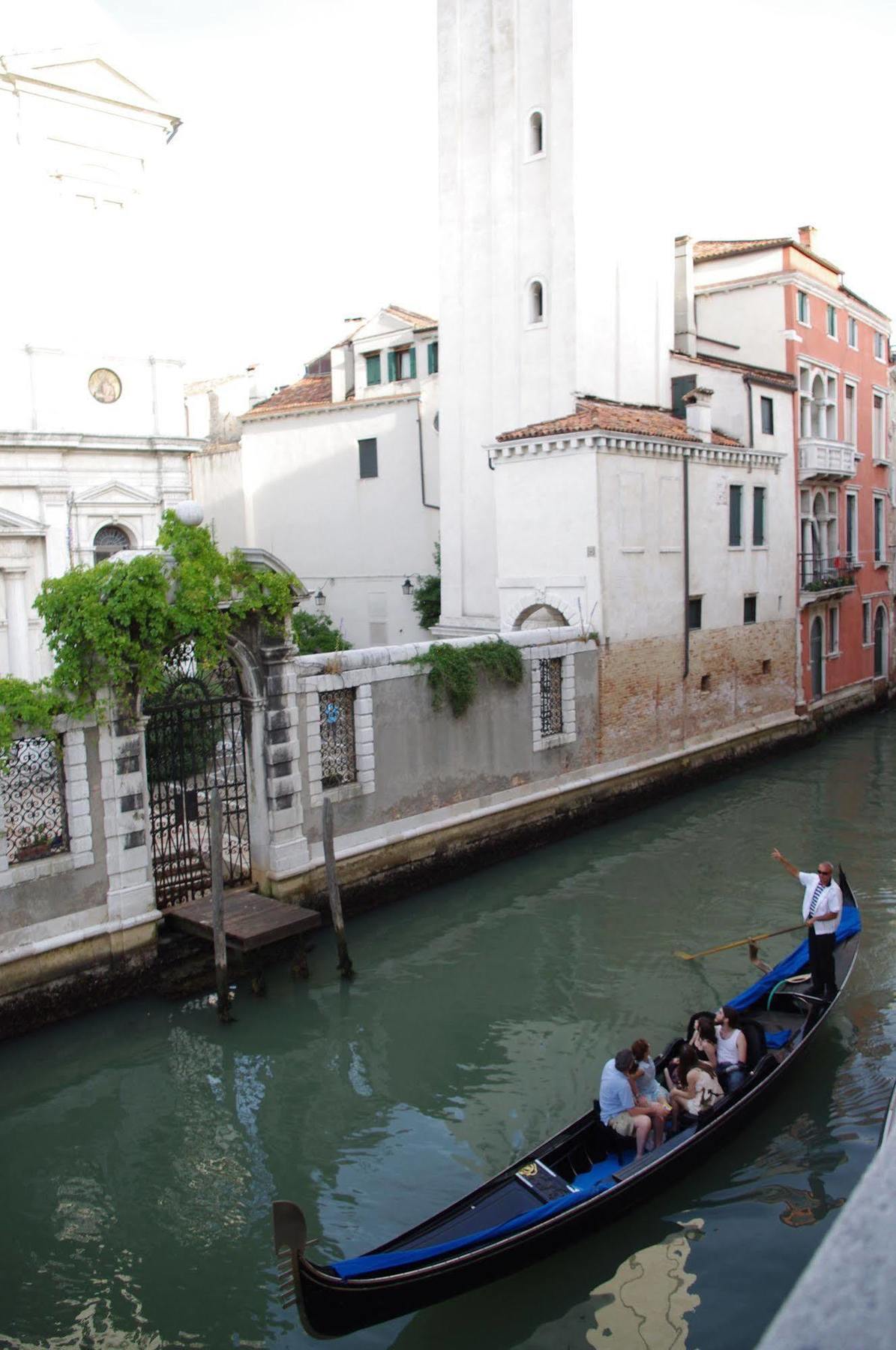 Rainbow San Marco Venedig